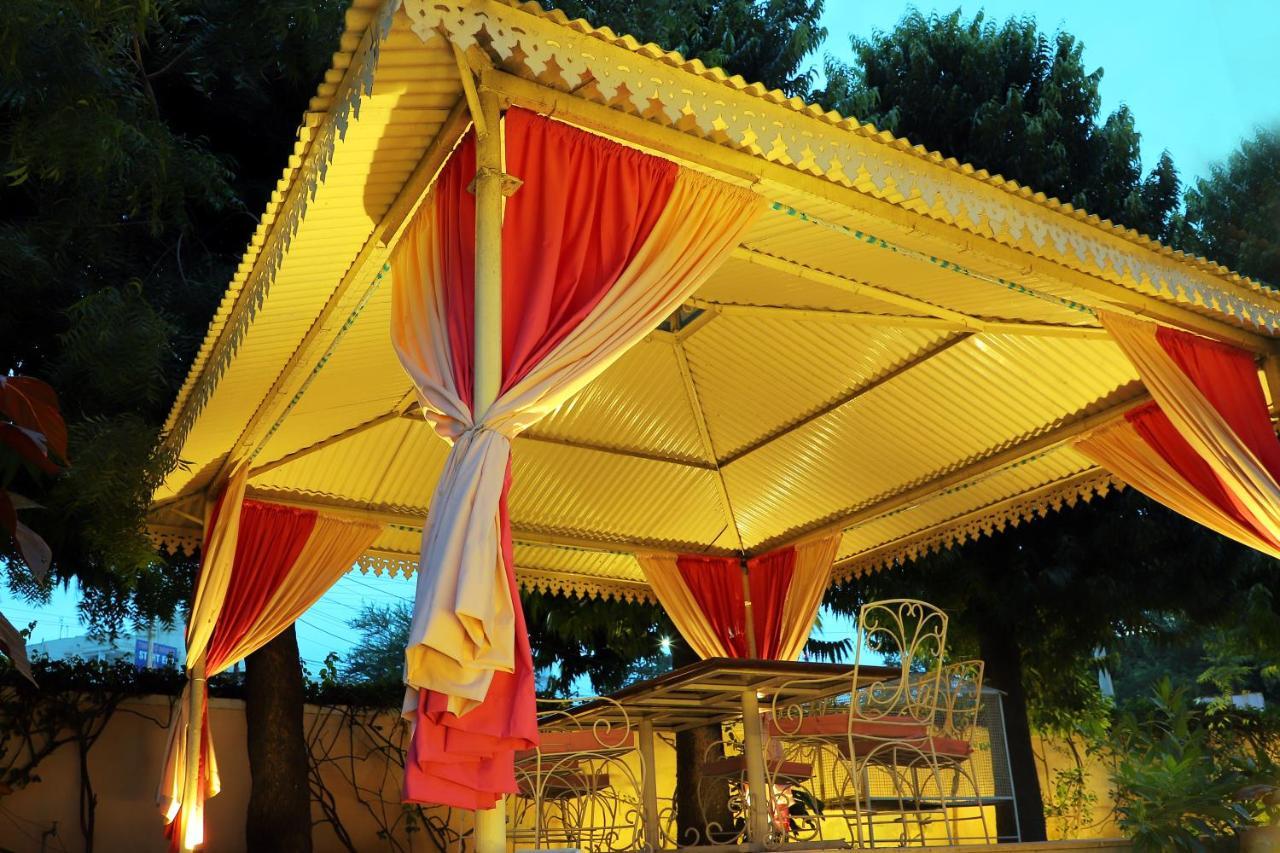 Gajraj The Baneria House Udaipur Buitenkant foto